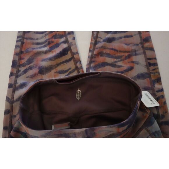 Free People Movement Women's Sz S Tiger Combo Reversible Leggings $118 - Picture 6 of 14